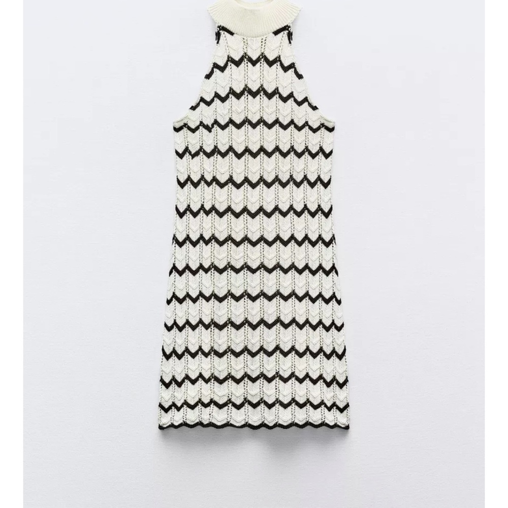 Zara Cream and Black Knit Pattern Dress